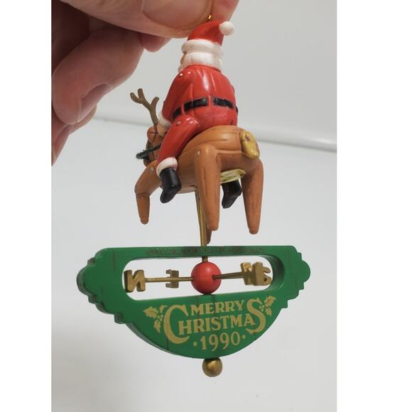 CHRISTMAS TREE ORNAMENT VINTAGE 1990 GILMORE REINDEER COMPASS SANTA CLAUS 3.5" - Picture 3 of 6